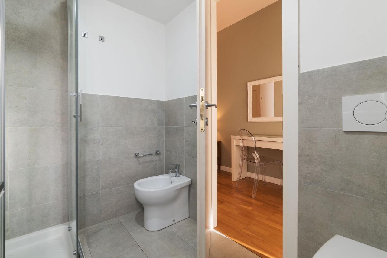 Sant'Angelo Modern Apartment Rome Bagian luar foto